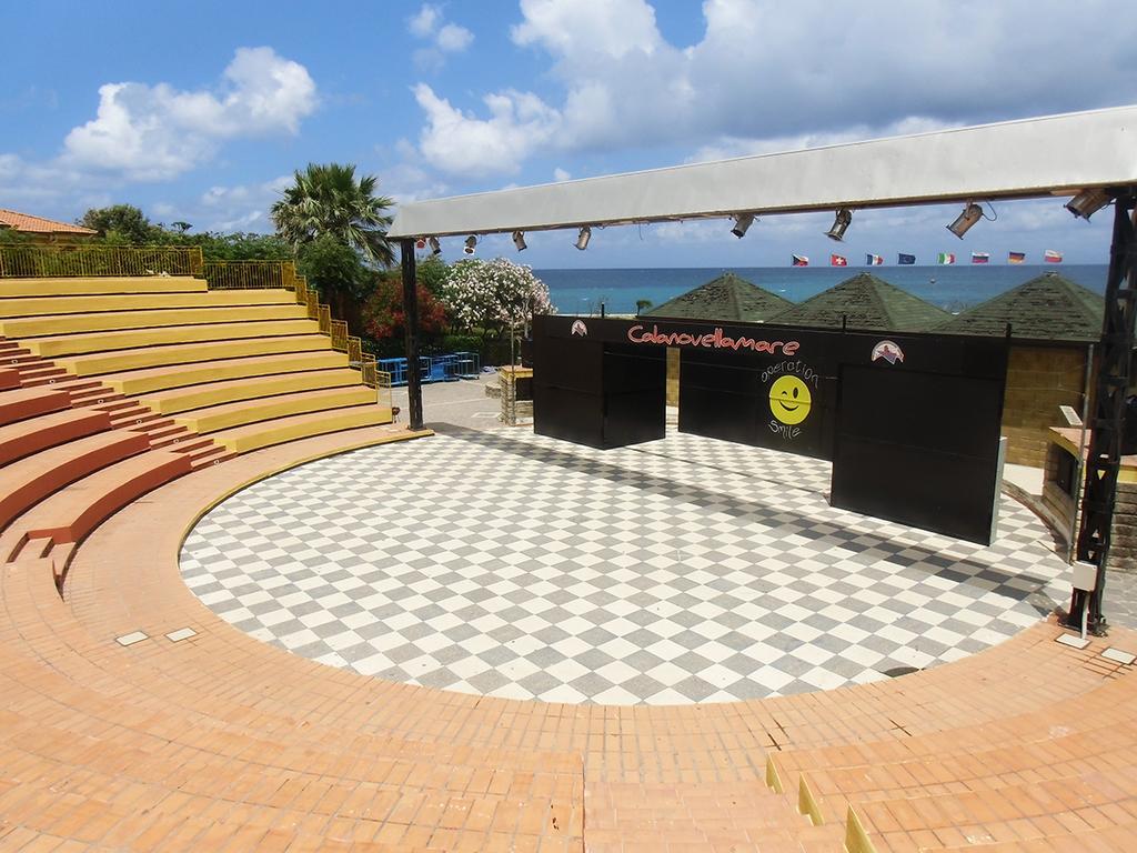 Villaggio Hotel Club Calanovellamare Piraino Buitenkant foto