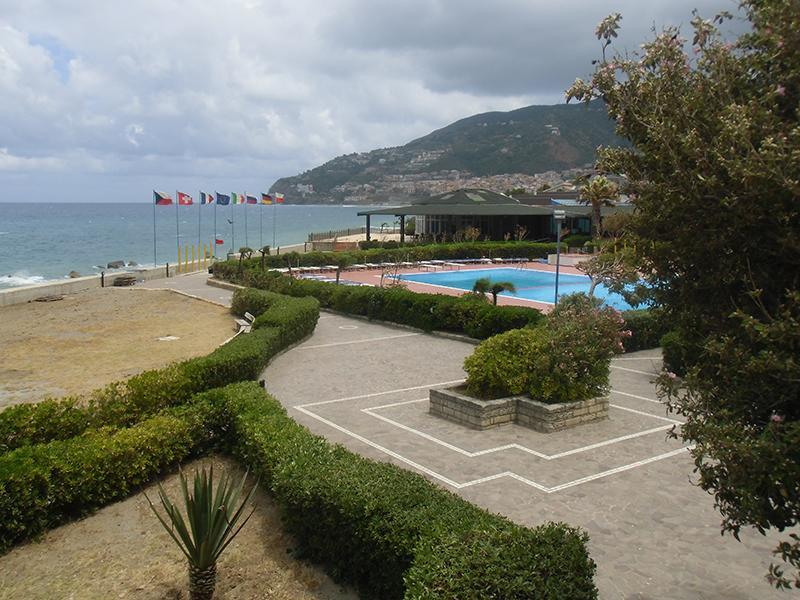 Villaggio Hotel Club Calanovellamare Piraino Buitenkant foto