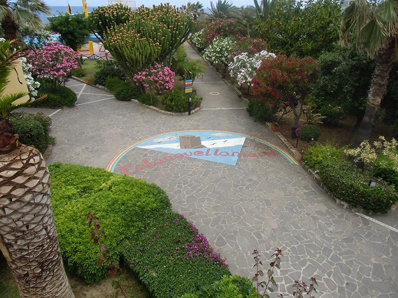 Villaggio Hotel Club Calanovellamare Piraino Buitenkant foto