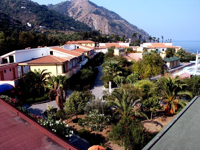 Villaggio Hotel Club Calanovellamare Piraino Buitenkant foto