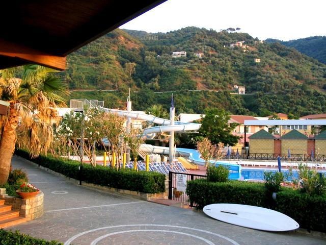 Villaggio Hotel Club Calanovellamare Piraino Buitenkant foto