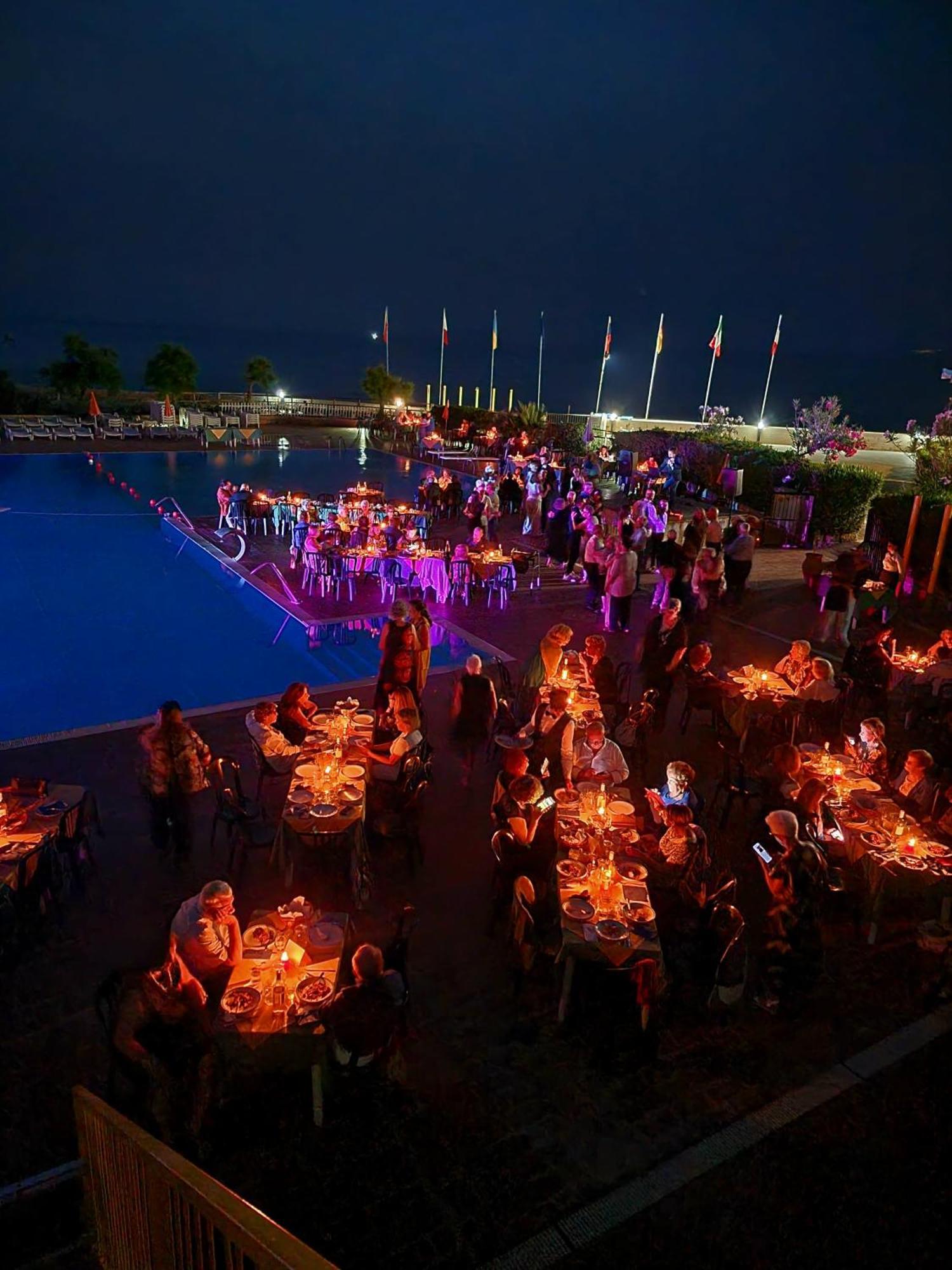 Villaggio Hotel Club Calanovellamare Piraino Buitenkant foto