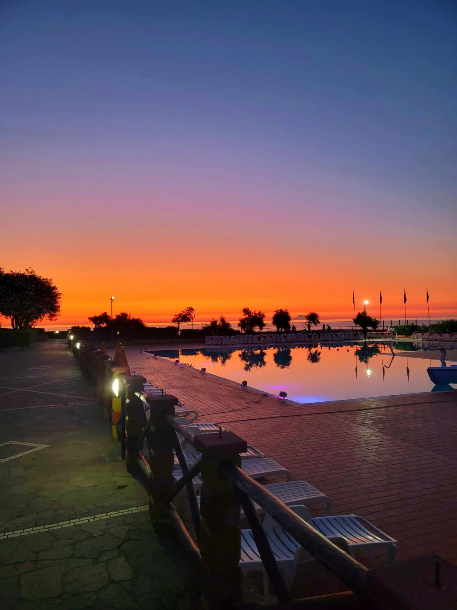 Villaggio Hotel Club Calanovellamare Piraino Buitenkant foto